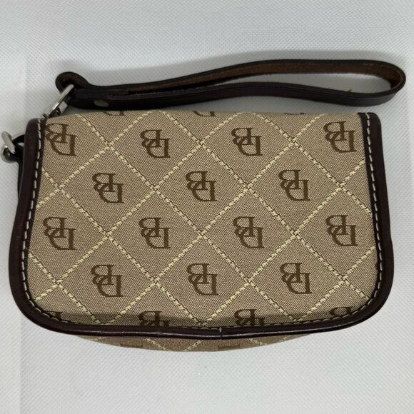 Dooney & Bourke Brown Leather Canvas Flap Wristlet Wallet Signature Logo - Picture 2 of 6